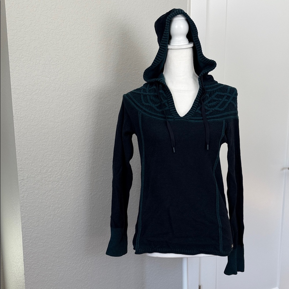 Eddie Bauer Teal V-Neck Sweater